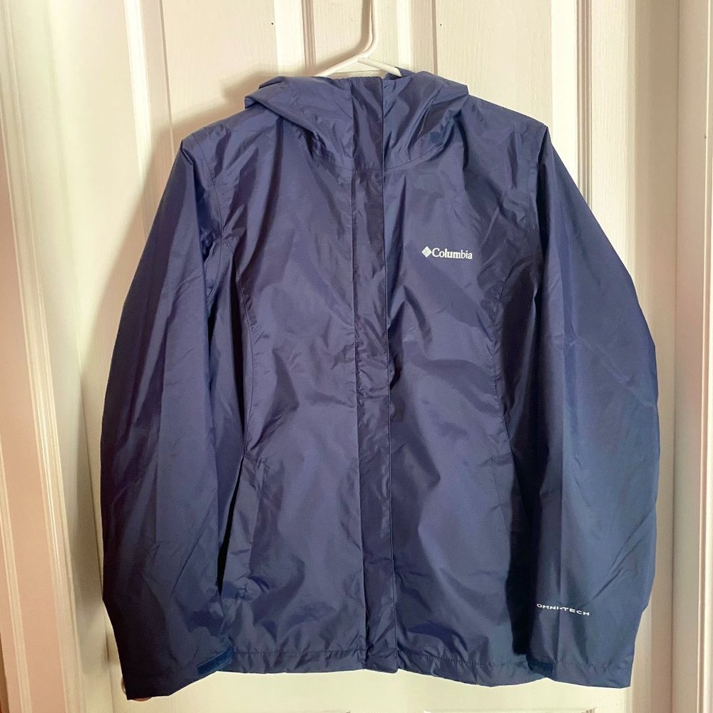 **SOLD** Women’s Columbia Navy Blue Rain Jacket